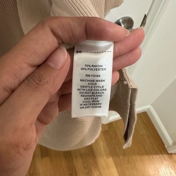 Cable & Gauge scalloped cardigan/duster - Picture 4 of 4